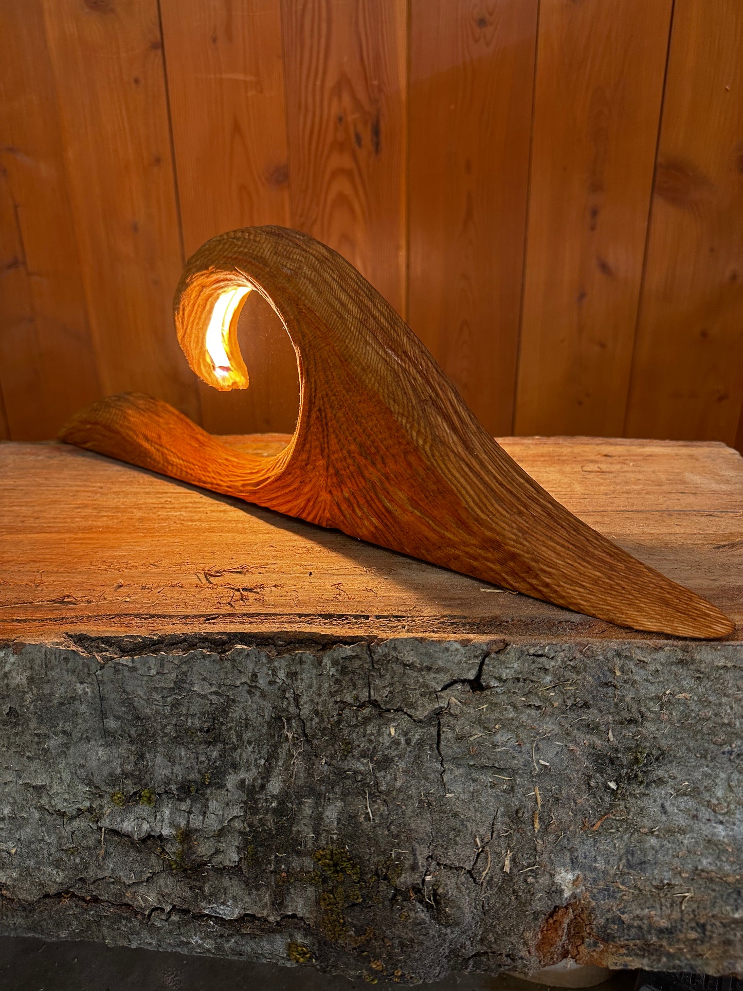 Waves Lamp